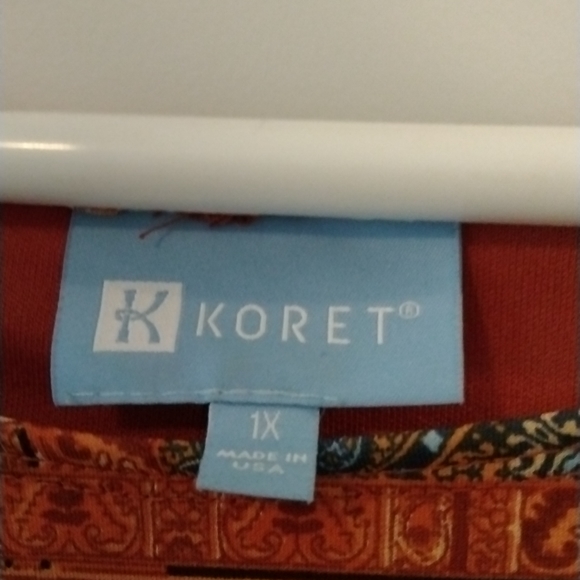 Stunning Plus Size 1X Paisley Print Maxi Dress - Picture 2 of 13